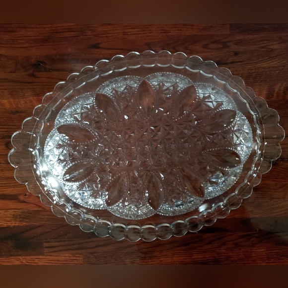Vintage Early American Beaded Loop Glass Bread Platter - Picture 2 of 6